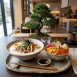 淡路島で究極の欲張りランチ！？「浮世離れの麺ドロボー」のラーメン×海鮮丼が最強すぎるぞ！