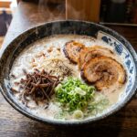 【2026最新】豚骨カプチーノで行列必至！地元民おすすめの博多ラーメン店「博多一双 博多駅東本店」徹底リサーチまとめ！　＃ラーメン　＃麵